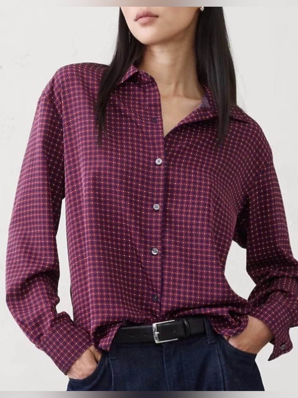 Banana Republic Factory Perfect Sheen Red Geometric Long Sleeve Button Up Shirt